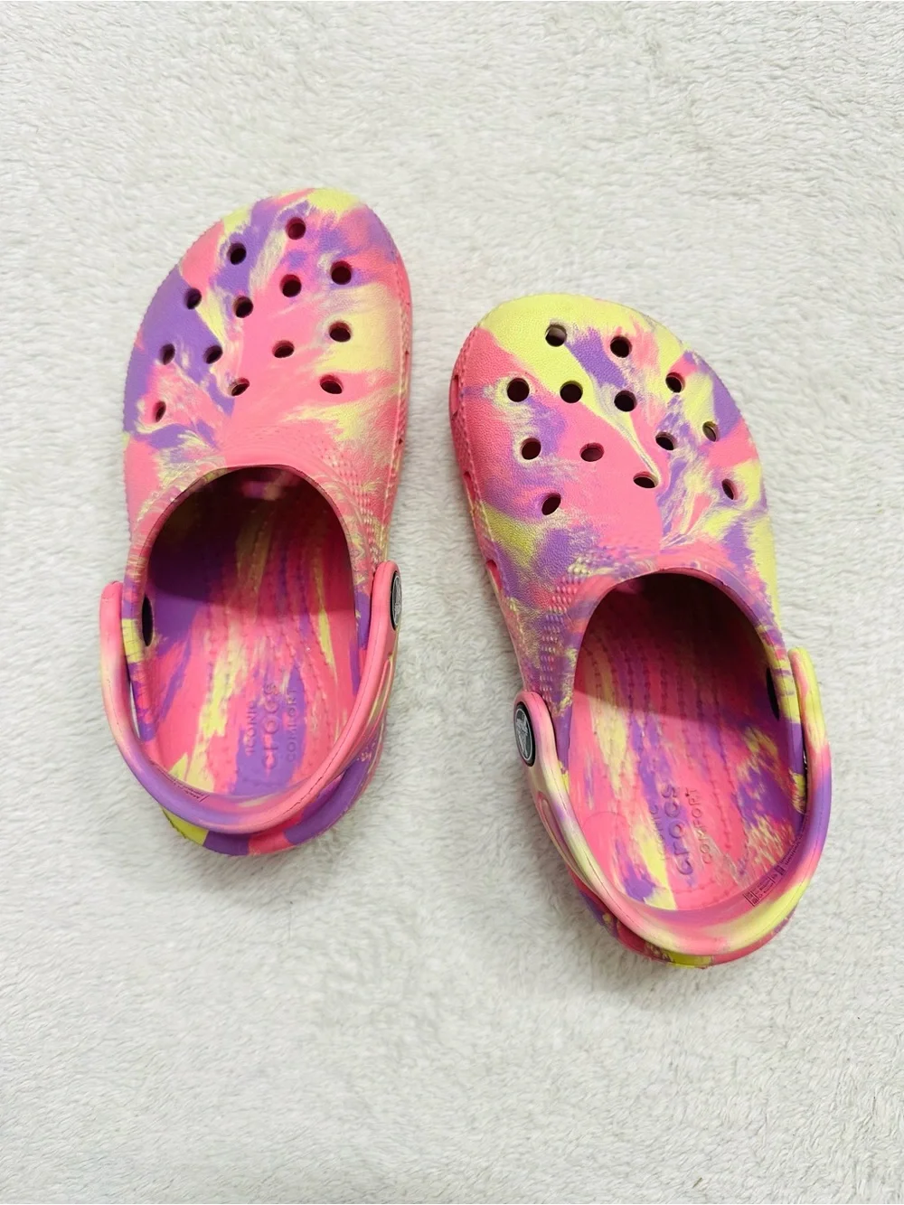 Crocs Girl Pink Classic Marbled Clog Size 10 Excellent Condition